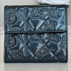 CHANEL Vintage Embossed Wallet